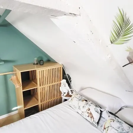 Apartment La - Petit Mansarde - 50m - Rue Gratuite *